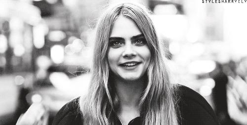 ysl方管浆果梅子色试色 (ysl圆管nude transparent)