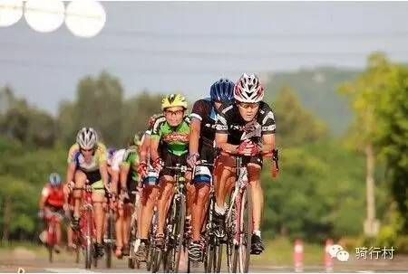 运动怎样保护膝盖关节,关节运动的关注事项