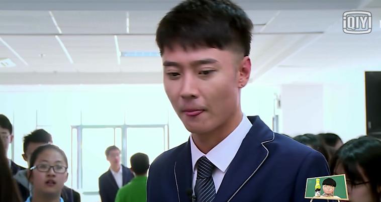 鹿晗大张伟综艺我去上学啦吃饭,大张伟鹿晗我去上学了掌声响起来