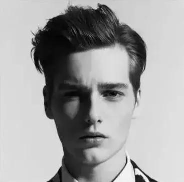 男士怎么留好看的长头发,男士怎么留发型