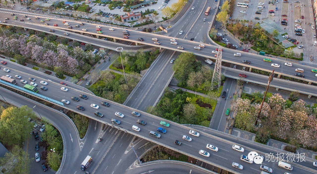 西安市机动车突破250辆大关平均每3.48人拥有一辆车