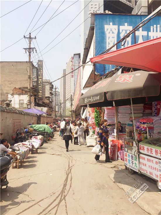 揭秘淘宝店铺和企业店铺,揭秘淘宝衣服进货渠道