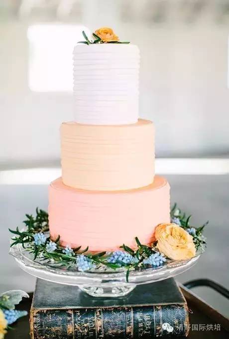 翻糖婚礼蛋糕怎么做,婚礼翻糖蛋糕制作大师