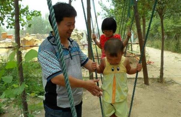 青春担大义血性耀*党**旗——献给中国*产党共**建*党**95周年