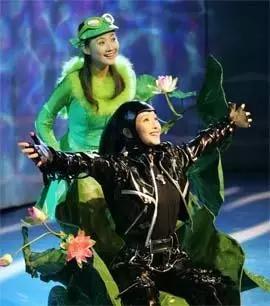 暑假孩子在家里看哪些电视剧,周末带娃看儿童剧