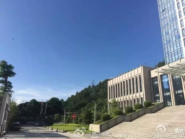 天辣么热想游泳？不关注这些细节，游泳后就要上医院了！