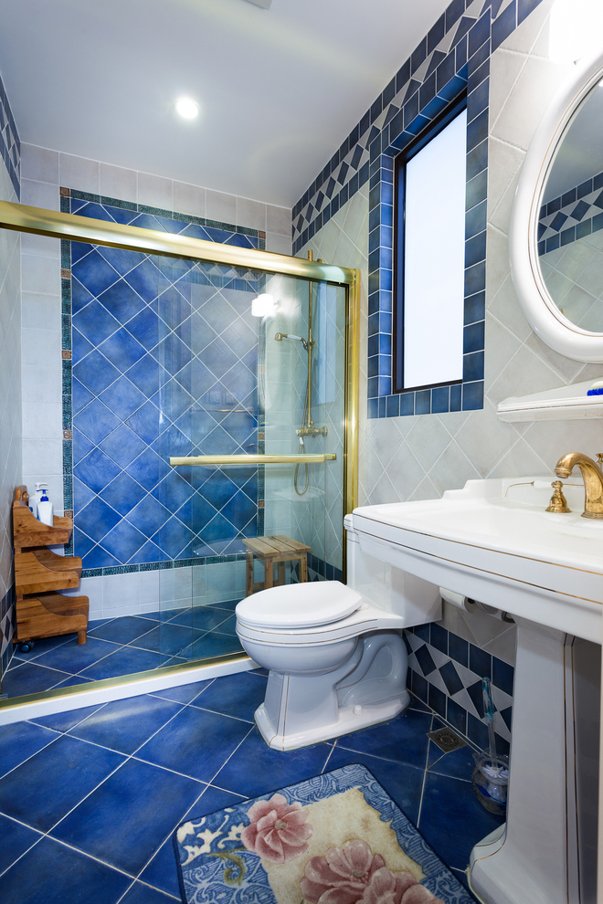 卫生间地砖缝渗水是否要砸掉瓷砖,卫生间瓷砖渗水用美缝剂管用吗