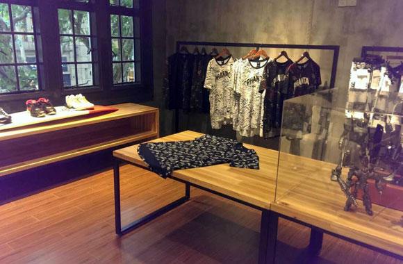 郑恺王嘉尔潮牌,余文乐开的潮牌店