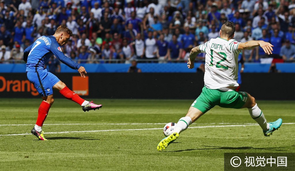 法兰西足球夺冠符合剧情需要！一座欧洲杯可以祭奠枪击爆炸案冤魂