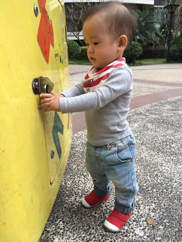 为啥给宝宝买鞋首选MIKIHOUSE？