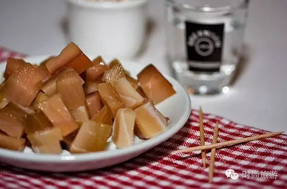 冰岛战胜英格兰冰岛国内的场景,冰岛男足逆转英格兰