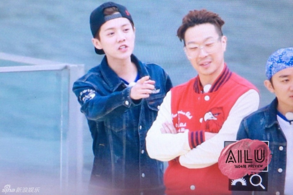 鹿晗我去上学啦小迷妹,鹿晗我去上学啦pk舞蹈