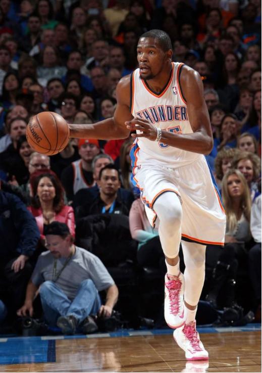 kd签名鞋出到第几代了,你心目中kd最佳球鞋是哪双