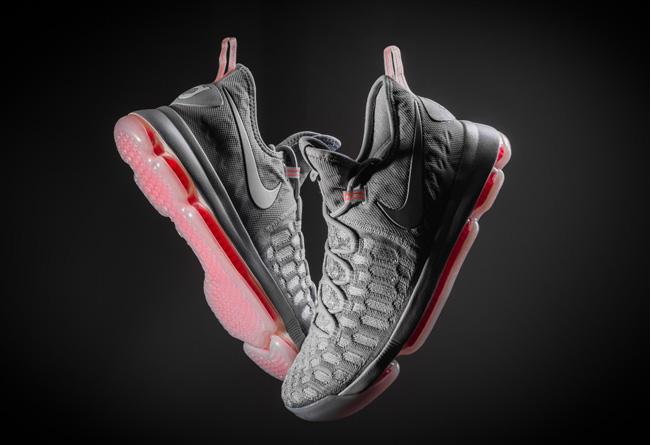 kd签名鞋出到第几代了,你心目中kd最佳球鞋是哪双