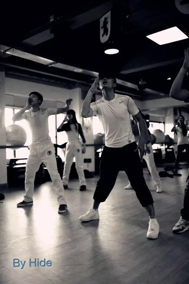 此“奔”非彼“奔”，姿势涨的不要不要的