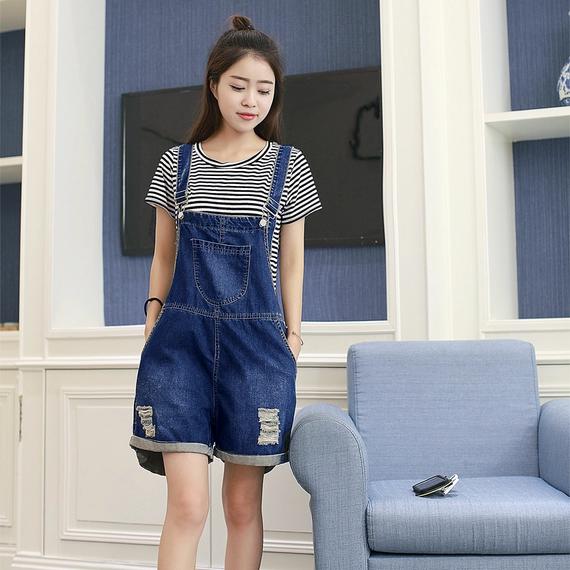 背带裤的夏天，时间再回不到从前青春岁月且珍惜