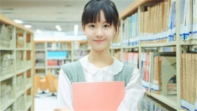 脑门大的露额头显得头大！来学学明星是如何解决的！