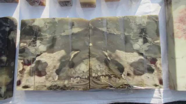 鍗氶泤鐭宠僵,鍗氶泤杞╁灞辩煶