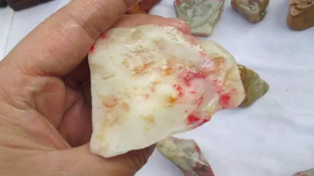 鍗氶泤鐭宠僵,鍗氶泤杞╁灞辩煶