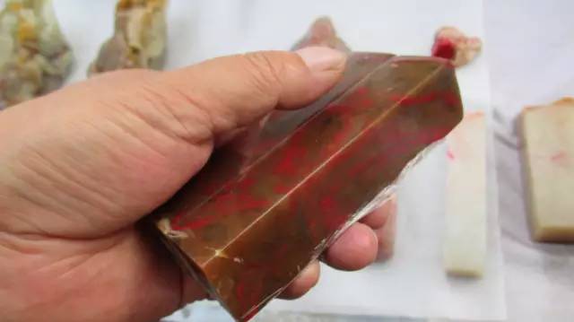 鍗氶泤鐭宠僵,鍗氶泤杞╁灞辩煶