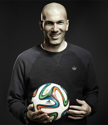 足坛十大帅哥第一名,世界足坛十大顶级前锋