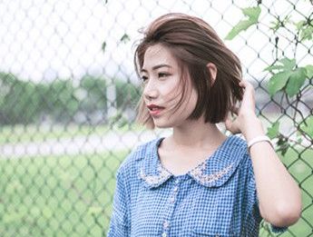 短发如何睡觉才能避免翘起,短发睡觉翘起来有什么好方法