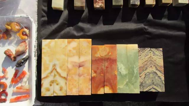 鍗氶泤鐭宠僵,鍗氶泤杞╁灞辩煶