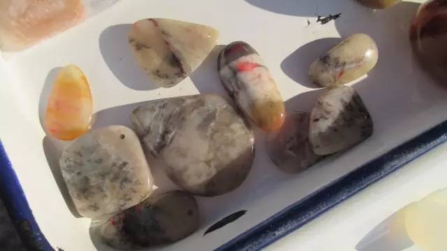 鍗氶泤鐭宠僵,鍗氶泤杞╁灞辩煶