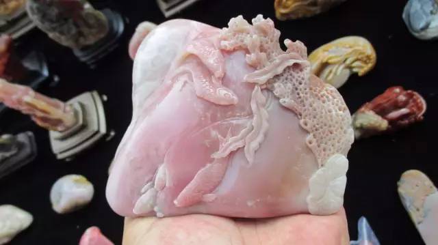 鍗氶泤鐭宠僵,鍗氶泤杞╁灞辩煶