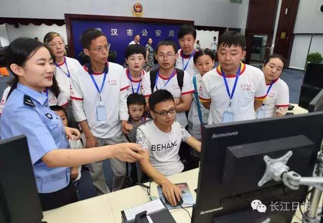 报警打110还是本地派出所电话,打110报警会被泄漏电话吗