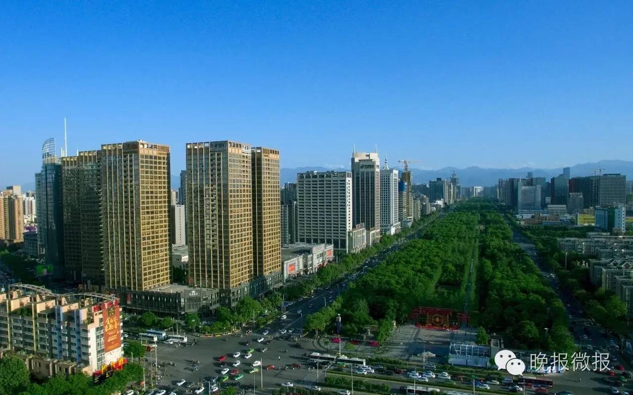 西安市机动车突破250辆大关平均每3.48人拥有一辆车