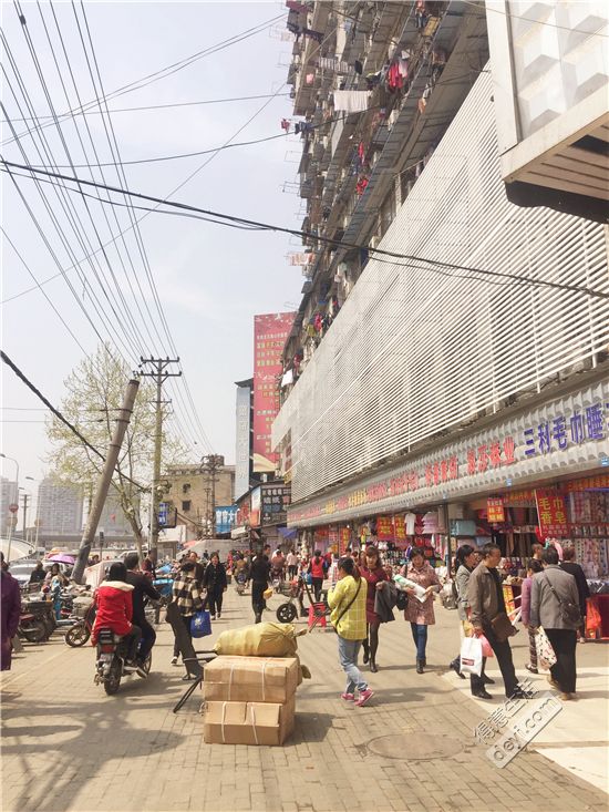 揭秘淘宝店铺和企业店铺,揭秘淘宝衣服进货渠道