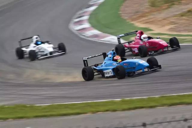 弯道那些小事你知道吗？看完还不懂的我负责