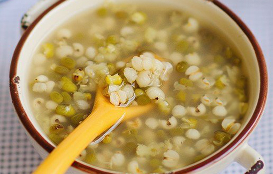 上火不能乱清热要辨虚实,上火和内热怎么治疗