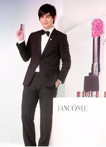 女为悦己者容出自哪里,女为悦己者容化妆品