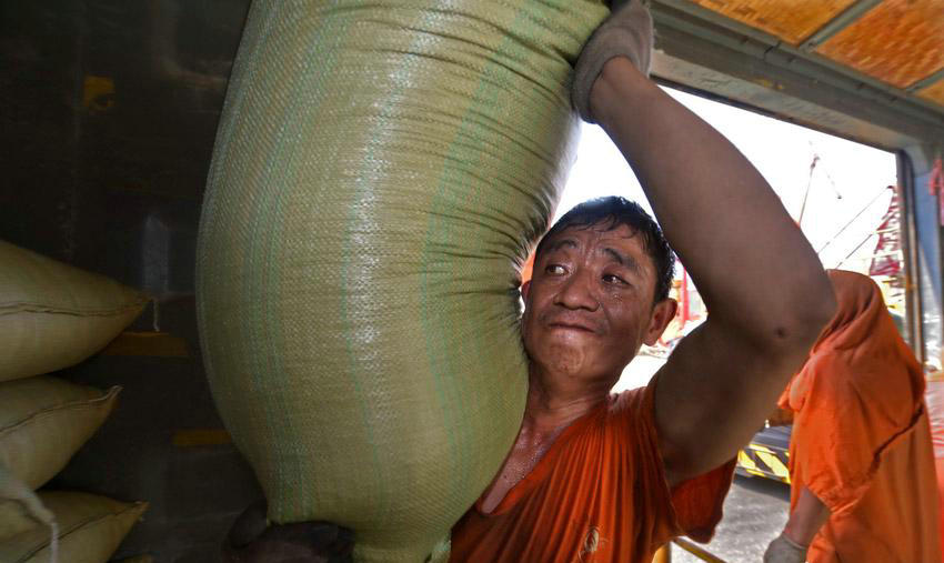 中暑常见的四种表现,中暑的七大症状