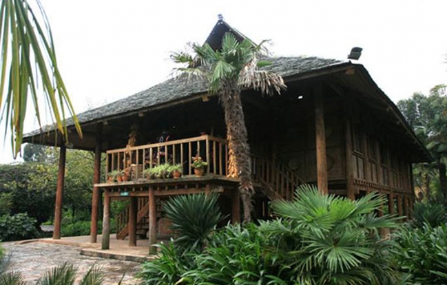 人文自驾国足主帅高洪波、前米卢都青睐的昆明海埂基地周边景观