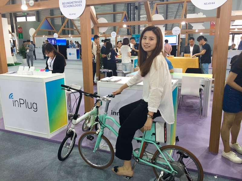 自行车也能联网？MWC展会上就有这样一款“智行车”