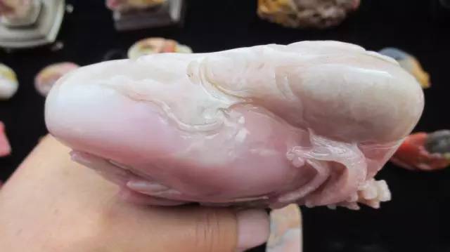 鍗氶泤鐭宠僵,鍗氶泤杞╁灞辩煶