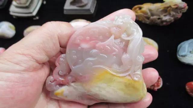 鍗氶泤鐭宠僵,鍗氶泤杞╁灞辩煶