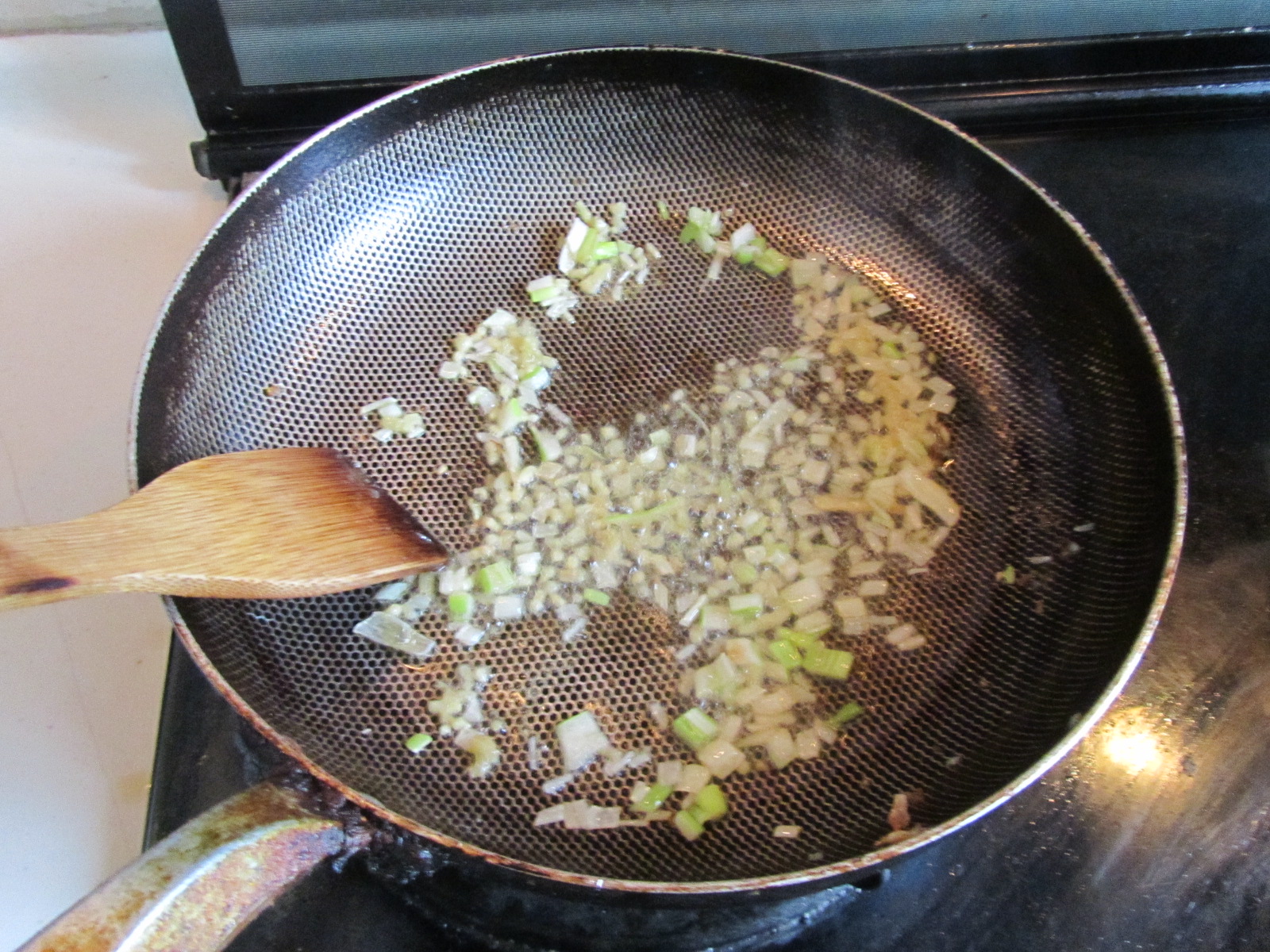 做鱼，为啥粘锅？为啥鱼皮不完整？为啥不入味？原来是少了这几步