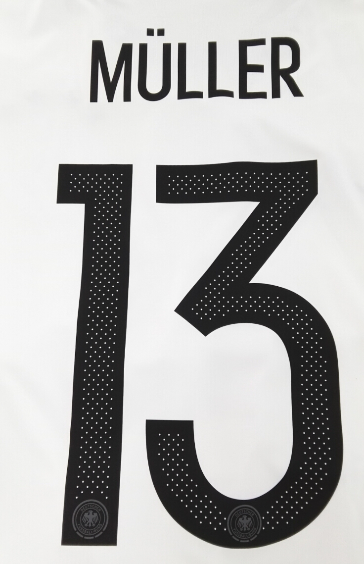 球衣穿久了，印号总会黏黏糊糊的甚至掉下来，这究竟怎么破？