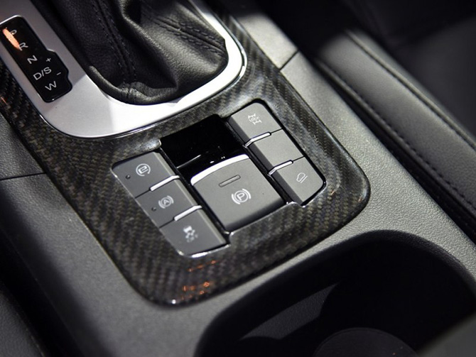 激情浪漫的岁月它最懂你MG锐腾全系降价最低9.97万