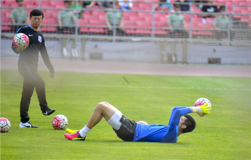 鍩庡競瓒崇悆瓒呯骇鑱旇禌瑙嗛,涓浗瓒崇悆楂樻竻澶х墖