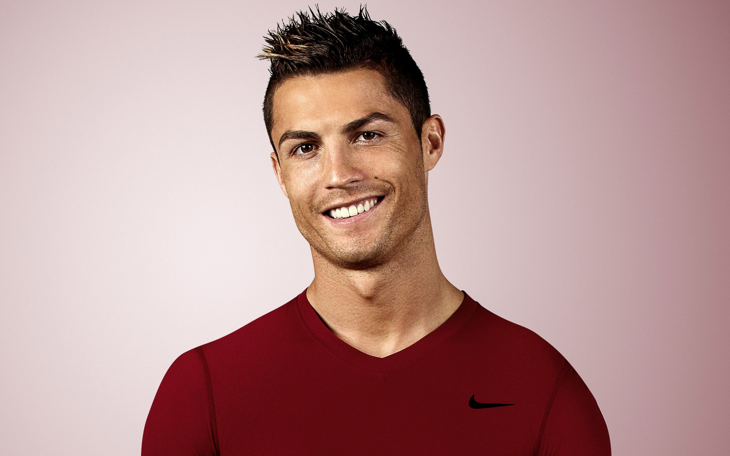 足坛十大帅哥第一名,世界足坛十大顶级前锋