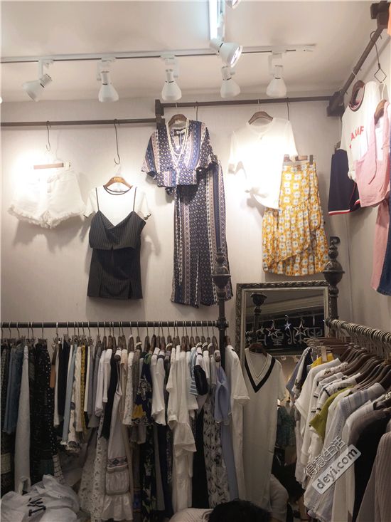 揭秘淘宝店铺和企业店铺,揭秘淘宝衣服进货渠道