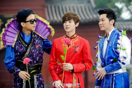 鹿晗我去上学啦小迷妹,鹿晗我去上学啦pk舞蹈