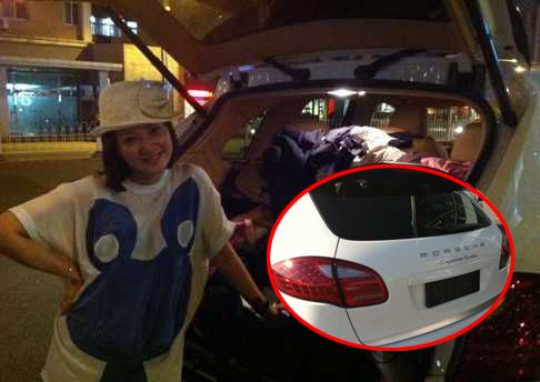 这些中超球星的老婆背景不简单，最后一个堪称中国小贝辣妹