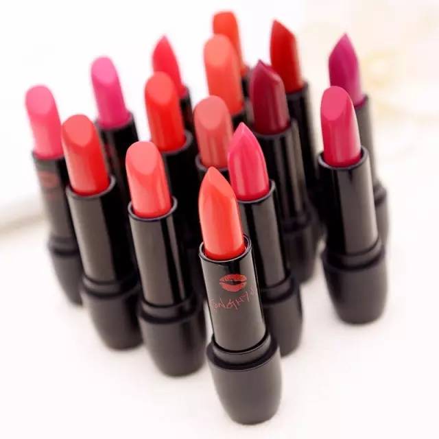 女人必买的10支口红推荐一下,女生必买的十支口红列表