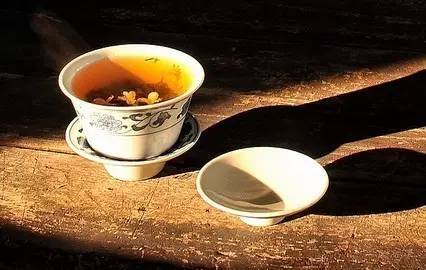 上火应该吃清热解毒还是消炎药,饮食不当上火需要清热解毒